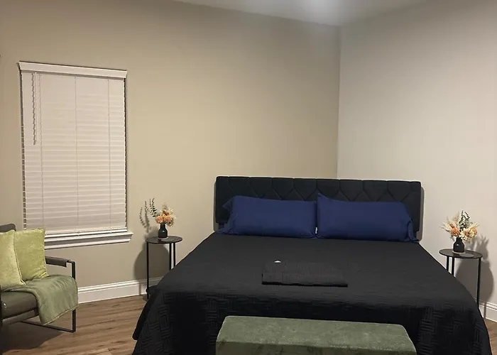 The Elizabeth At Panther Apartment